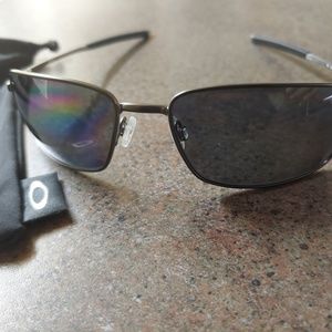 Oakley sunglasses for Mens
